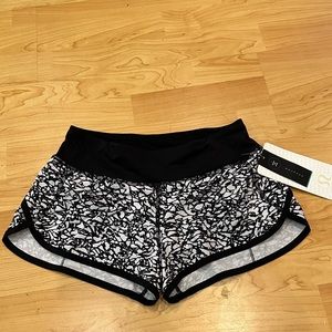 Lululemon athelica Speed Short NEW WITH TAG